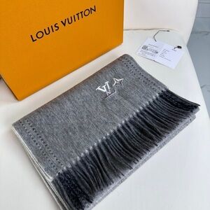 Louis Vuitton Charcoal and Ebony Wool Scarf